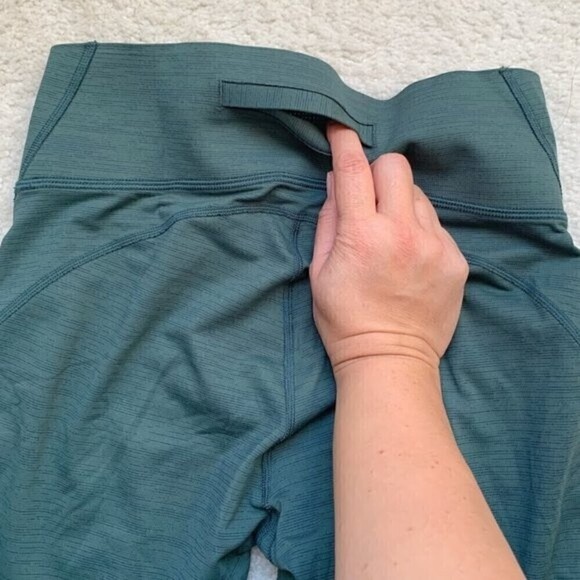 Outdoor Voices 7/8 Warmup Athletic Hi Rise Athletic Green Gym Leggings - Picture 14 of 15